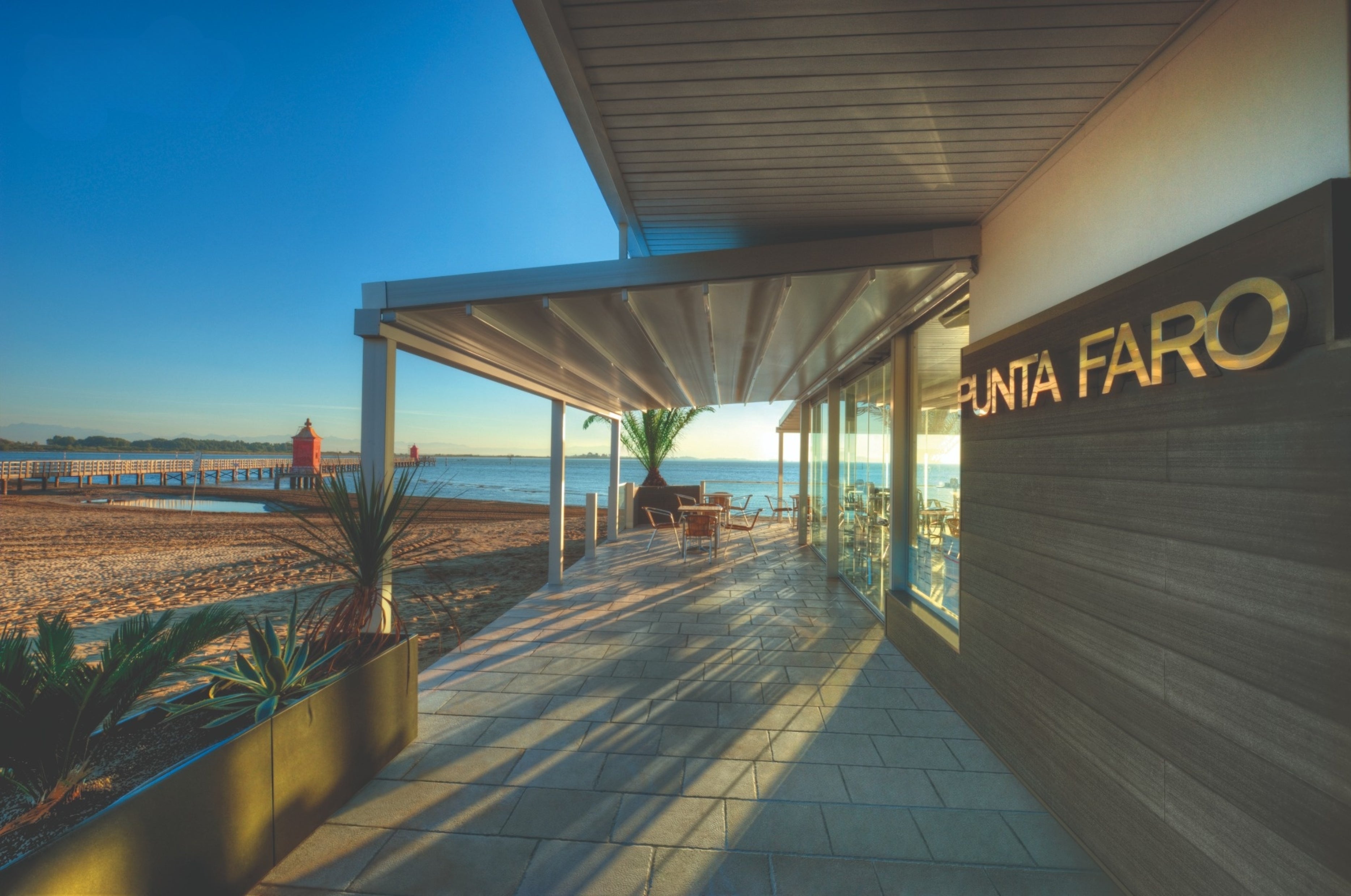 Level - pergola con tetto scorrevole in PVC - Pratic