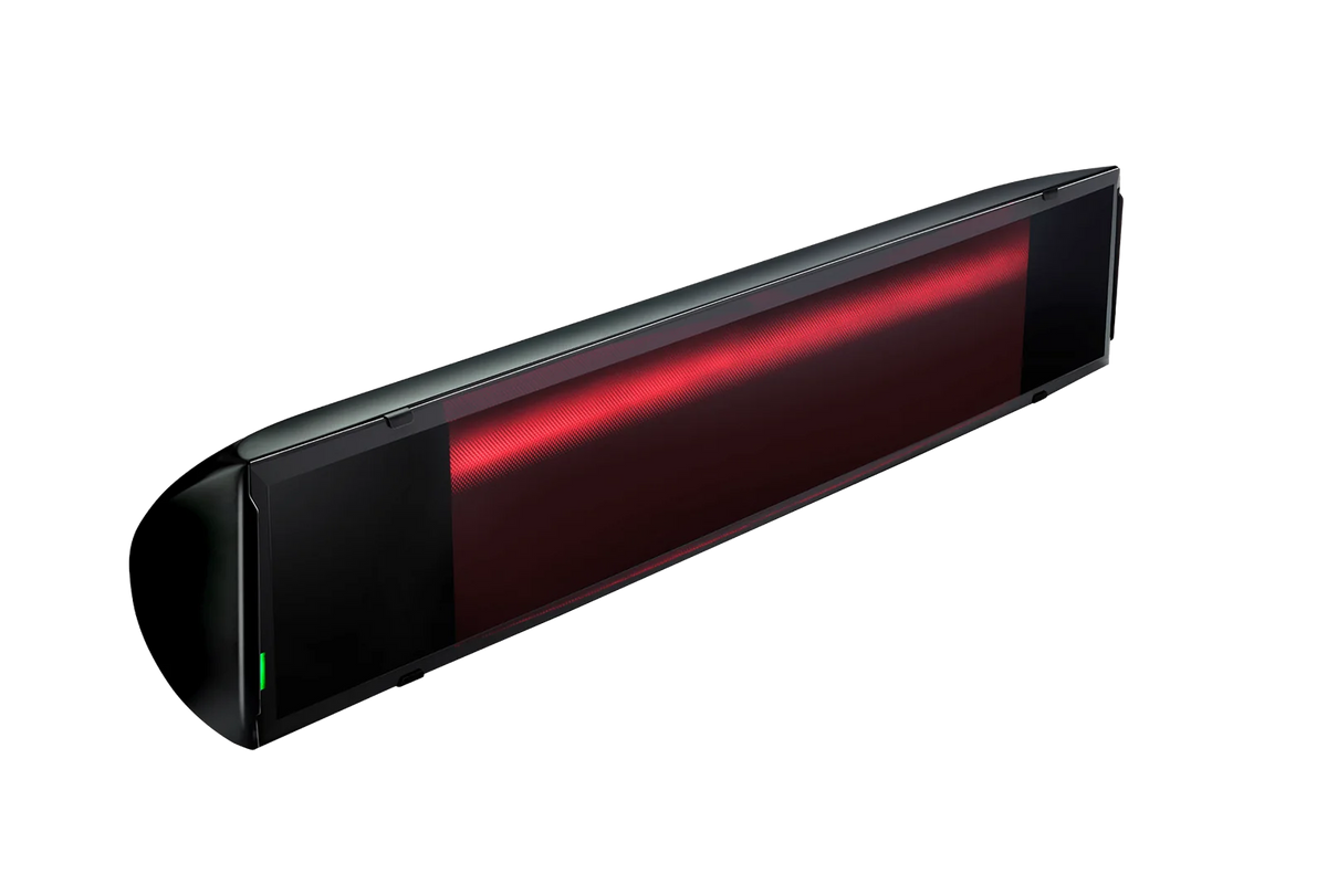 Riscaldatore a infrarossi Heliosa Radio Black Evo nero, con elemento riscaldante acceso.